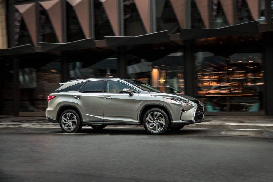  Lexus RX450hL 2018 года  (AU) (фото 9 из 22)